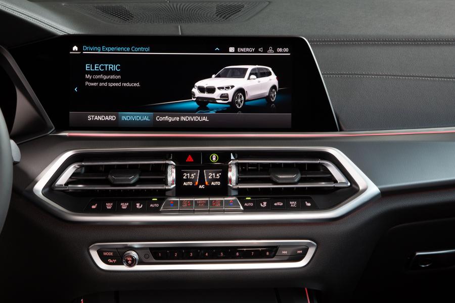 Детали интерьера BMW X5 xDrive45e iPerformance (G05) 2019 года  (WW) (фото 65 из 102)